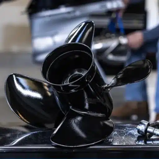 changing prop on suzuki outboard