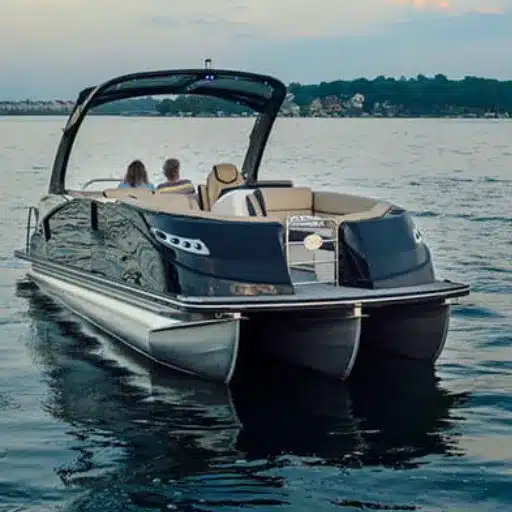 Pontoon vs Tritoon: Performance and Handling