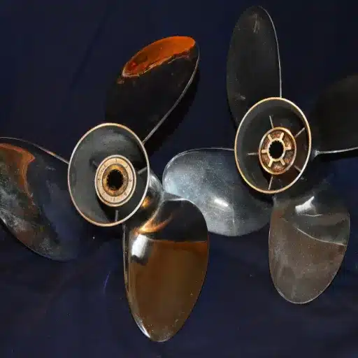 four blade prop vs three